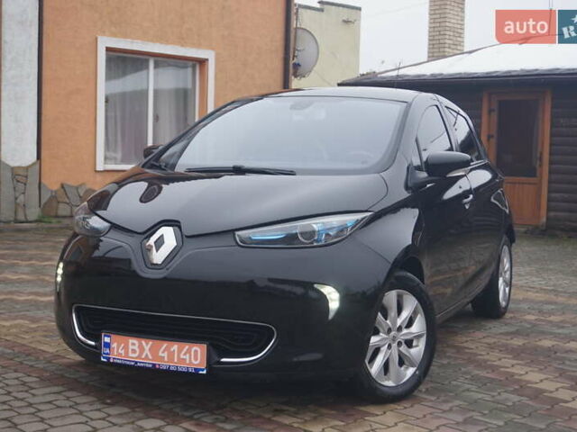Черный Рено Зое, объемом двигателя 0 л и пробегом 156 тыс. км за 6555 $, фото 2 на Automoto.ua