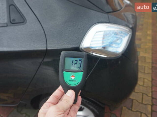 Черный Рено Зое, объемом двигателя 0 л и пробегом 101 тыс. км за 7222 $, фото 64 на Automoto.ua