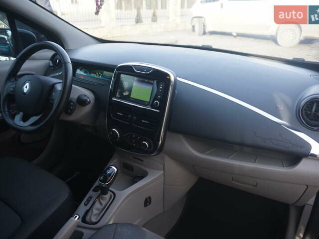 Чорний Рено Зое, об'ємом двигуна 0 л та пробігом 94 тис. км за 7200 $, фото 39 на Automoto.ua