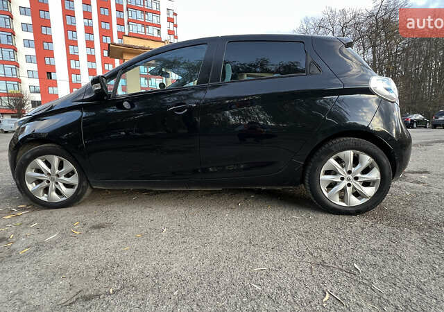 Черный Рено Зое, объемом двигателя 0 л и пробегом 153 тыс. км за 6500 $, фото 11 на Automoto.ua