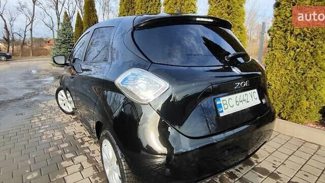 Черный Рено Зое, объемом двигателя 0 л и пробегом 76 тыс. км за 7650 $, фото 21 на Automoto.ua