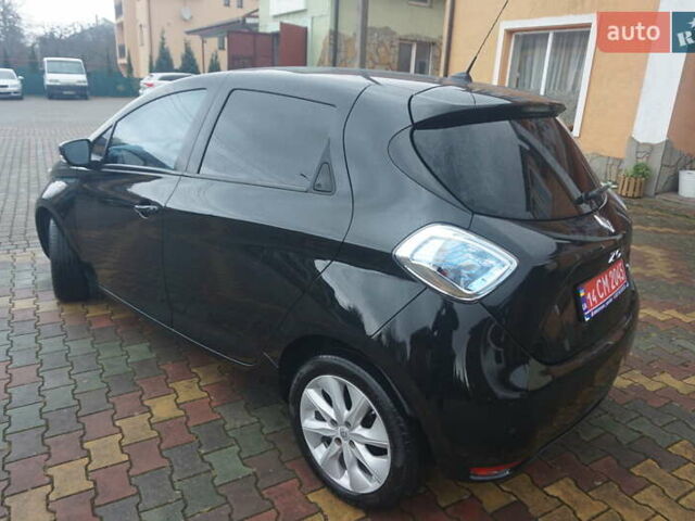 Черный Рено Зое, объемом двигателя 0 л и пробегом 101 тыс. км за 7222 $, фото 18 на Automoto.ua