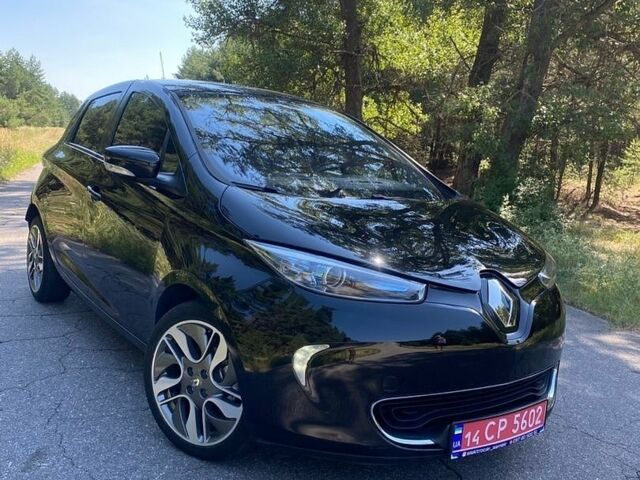 Черный Рено Зое, объемом двигателя 0 л и пробегом 140 тыс. км за 7800 $, фото 8 на Automoto.ua