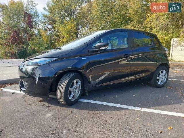 Черный Рено Зое, объемом двигателя 0 л и пробегом 100 тыс. км за 7700 $, фото 4 на Automoto.ua