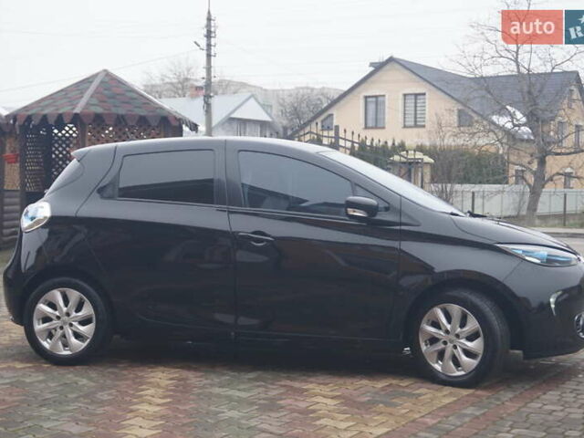 Черный Рено Зое, объемом двигателя 0 л и пробегом 156 тыс. км за 6555 $, фото 6 на Automoto.ua