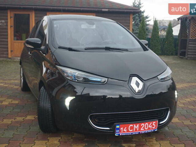 Черный Рено Зое, объемом двигателя 0 л и пробегом 101 тыс. км за 7222 $, фото 3 на Automoto.ua