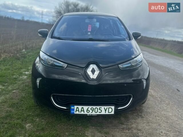 Черный Рено Зое, объемом двигателя 0 л и пробегом 146 тыс. км за 7600 $, фото 9 на Automoto.ua