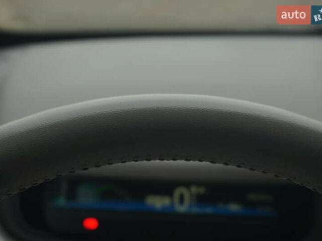 Черный Рено Зое, объемом двигателя 0 л и пробегом 45 тыс. км за 7555 $, фото 29 на Automoto.ua