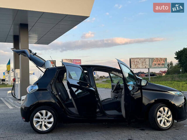 Черный Рено Зое, объемом двигателя 0 л и пробегом 89 тыс. км за 6700 $, фото 8 на Automoto.ua
