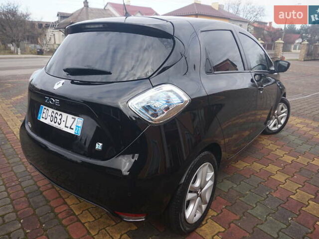 Черный Рено Зое, объемом двигателя 0 л и пробегом 45 тыс. км за 7555 $, фото 16 на Automoto.ua