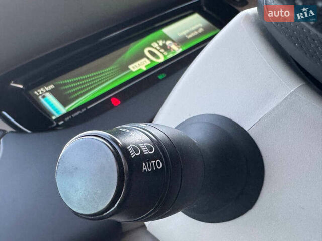 Черный Рено Зое, объемом двигателя 0 л и пробегом 89 тыс. км за 6700 $, фото 34 на Automoto.ua