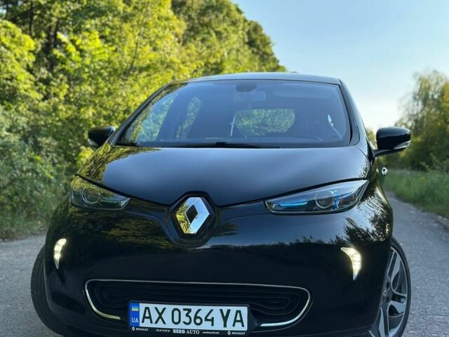 Черный Рено Зое, объемом двигателя 0 л и пробегом 87 тыс. км за 7500 $, фото 15 на Automoto.ua