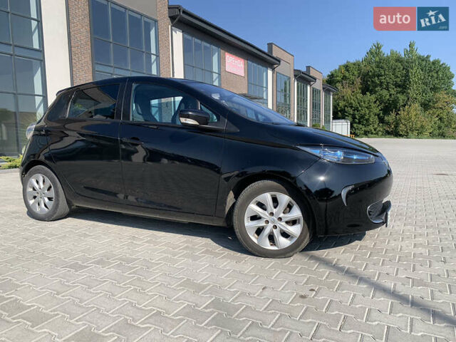 Черный Рено Зое, объемом двигателя 0 л и пробегом 86 тыс. км за 7500 $, фото 2 на Automoto.ua