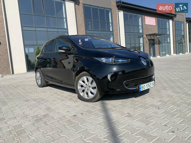 Черный Рено Зое, объемом двигателя 0 л и пробегом 86 тыс. км за 7500 $, фото 10 на Automoto.ua