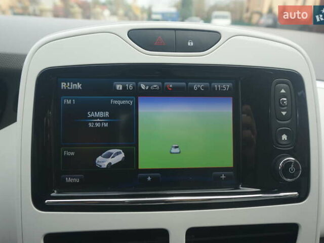 Черный Рено Зое, объемом двигателя 0 л и пробегом 45 тыс. км за 7555 $, фото 31 на Automoto.ua