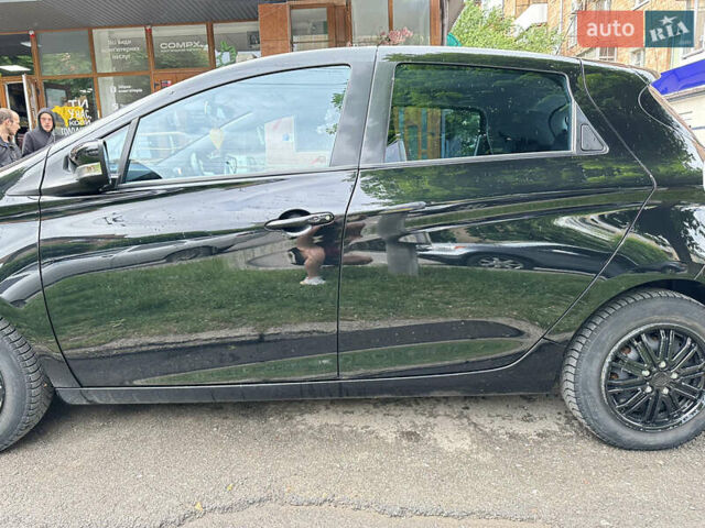 Черный Рено Зое, объемом двигателя 0 л и пробегом 68 тыс. км за 8400 $, фото 14 на Automoto.ua