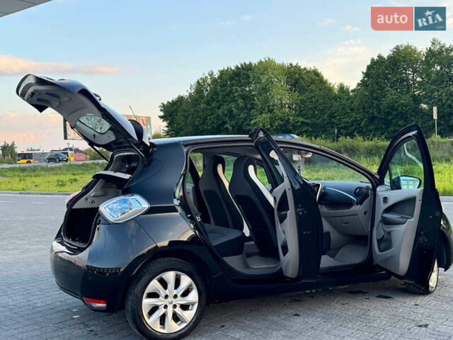 Черный Рено Зое, объемом двигателя 0 л и пробегом 89 тыс. км за 6700 $, фото 12 на Automoto.ua