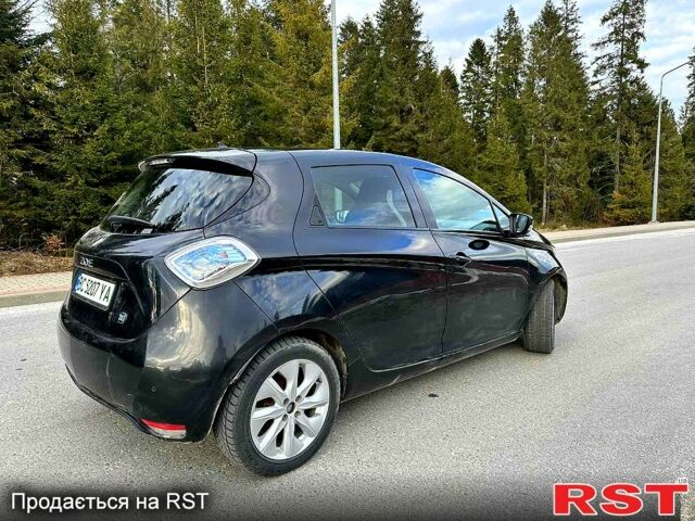 Черный Рено Зое, объемом двигателя 0 л и пробегом 111 тыс. км за 7500 $, фото 1 на Automoto.ua