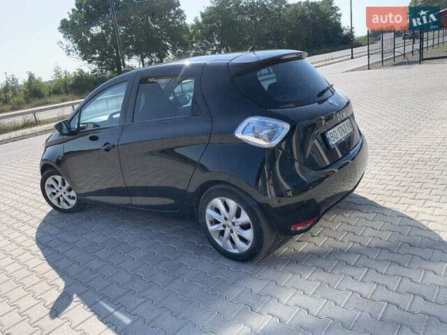 Черный Рено Зое, объемом двигателя 0 л и пробегом 86 тыс. км за 7500 $, фото 28 на Automoto.ua