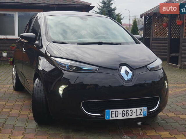 Черный Рено Зое, объемом двигателя 0 л и пробегом 45 тыс. км за 7555 $, фото 2 на Automoto.ua