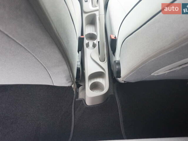 Черный Рено Зое, объемом двигателя 0 л и пробегом 45 тыс. км за 7555 $, фото 47 на Automoto.ua