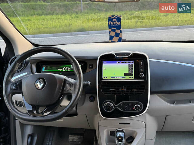 Черный Рено Зое, объемом двигателя 0 л и пробегом 89 тыс. км за 6700 $, фото 23 на Automoto.ua