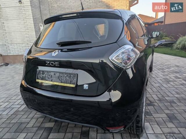 Черный Рено Зое, объемом двигателя 0 л и пробегом 57 тыс. км за 7700 $, фото 14 на Automoto.ua