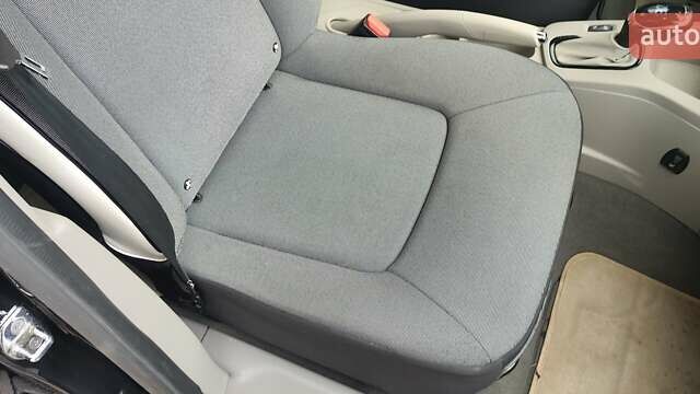 Черный Рено Зое, объемом двигателя 0 л и пробегом 97 тыс. км за 7650 $, фото 29 на Automoto.ua