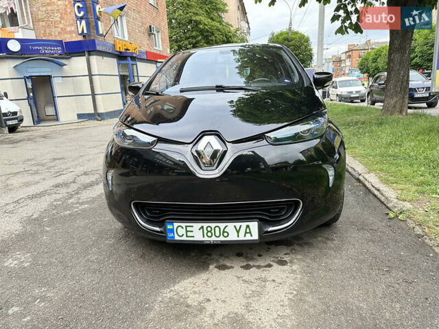 Черный Рено Зое, объемом двигателя 0 л и пробегом 68 тыс. км за 8400 $, фото 2 на Automoto.ua