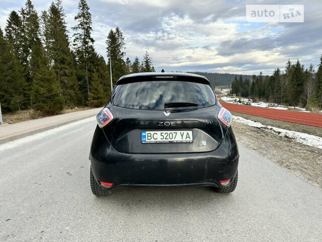 Черный Рено Зое, объемом двигателя 0 л и пробегом 95 тыс. км за 7000 $, фото 6 на Automoto.ua