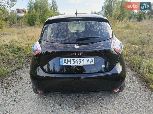 Черный Рено Зое, объемом двигателя 0 л и пробегом 99 тыс. км за 7550 $, фото 9 на Automoto.ua