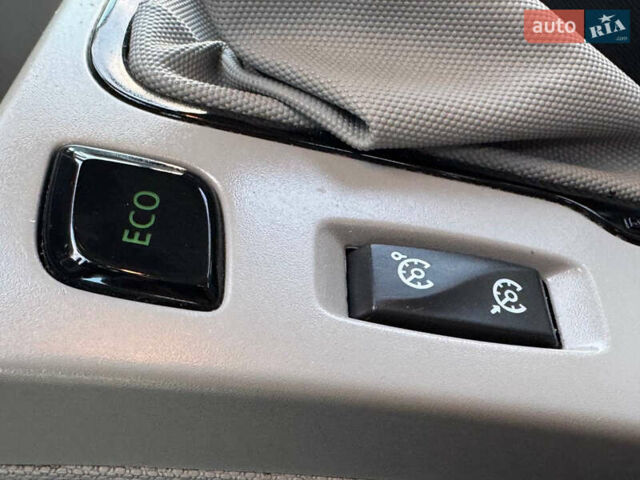 Черный Рено Зое, объемом двигателя 0 л и пробегом 89 тыс. км за 6700 $, фото 26 на Automoto.ua
