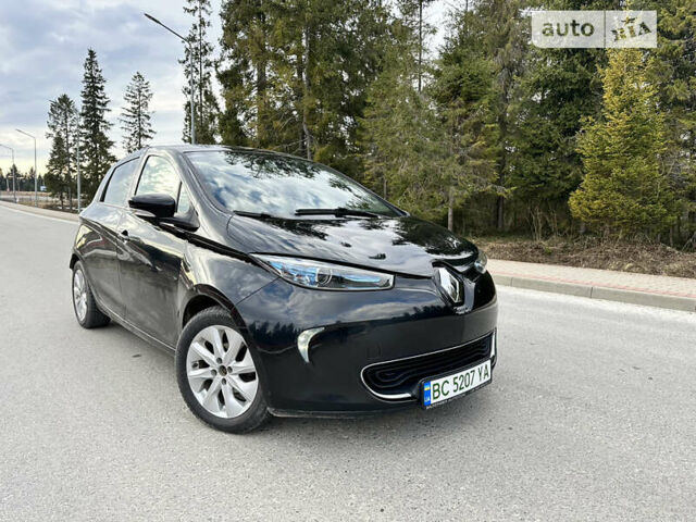 Черный Рено Зое, объемом двигателя 0 л и пробегом 95 тыс. км за 7000 $, фото 2 на Automoto.ua