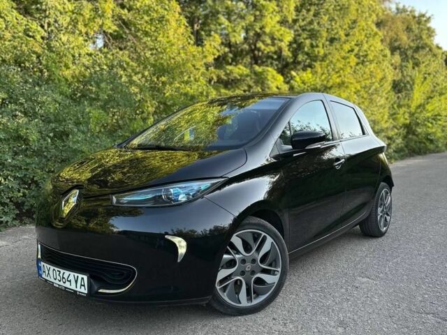 Черный Рено Зое, объемом двигателя 0 л и пробегом 87 тыс. км за 7500 $, фото 14 на Automoto.ua