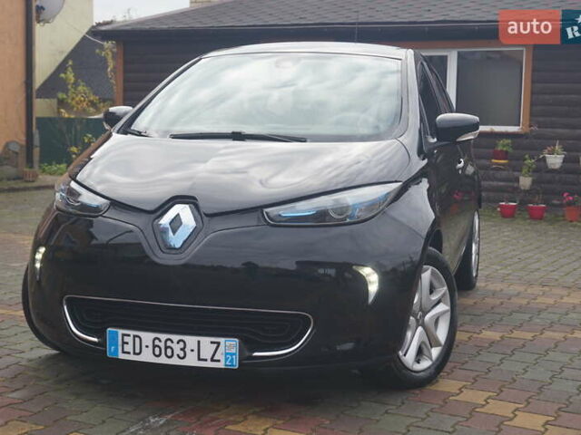 Черный Рено Зое, объемом двигателя 0 л и пробегом 45 тыс. км за 7555 $, фото 1 на Automoto.ua