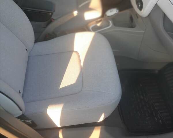 Черный Рено Зое, объемом двигателя 0 л и пробегом 99 тыс. км за 7150 $, фото 18 на Automoto.ua