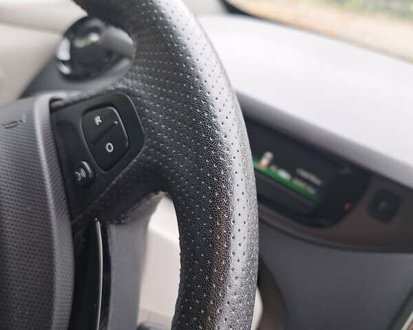 Чорний Рено Зое, об'ємом двигуна 0 л та пробігом 117 тис. км за 7900 $, фото 13 на Automoto.ua
