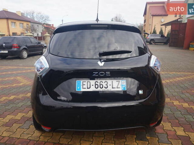 Черный Рено Зое, объемом двигателя 0 л и пробегом 45 тыс. км за 7555 $, фото 17 на Automoto.ua