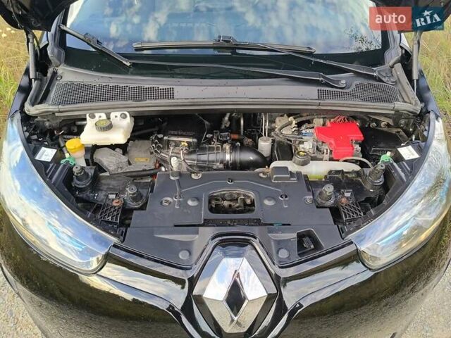 Черный Рено Зое, объемом двигателя 0 л и пробегом 99 тыс. км за 7550 $, фото 22 на Automoto.ua