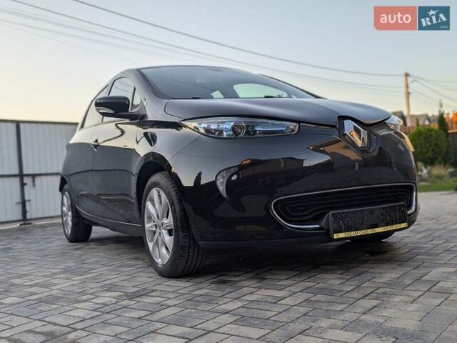 Черный Рено Зое, объемом двигателя 0 л и пробегом 57 тыс. км за 7700 $, фото 19 на Automoto.ua