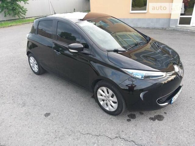 Черный Рено Зое, объемом двигателя 0 л и пробегом 84 тыс. км за 10900 $, фото 3 на Automoto.ua