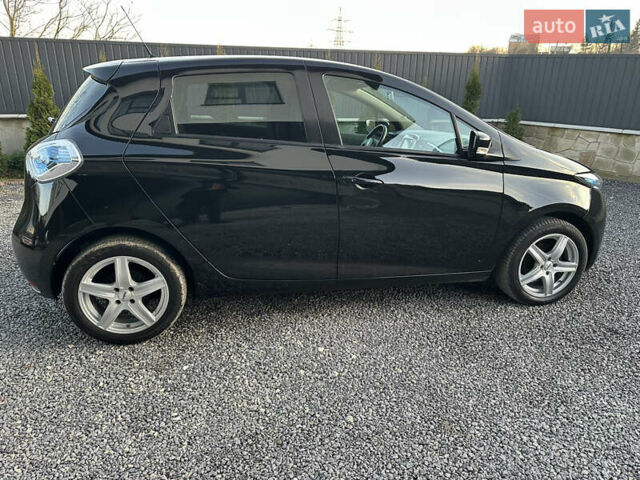 Черный Рено Зое, объемом двигателя 0 л и пробегом 152 тыс. км за 8700 $, фото 1 на Automoto.ua