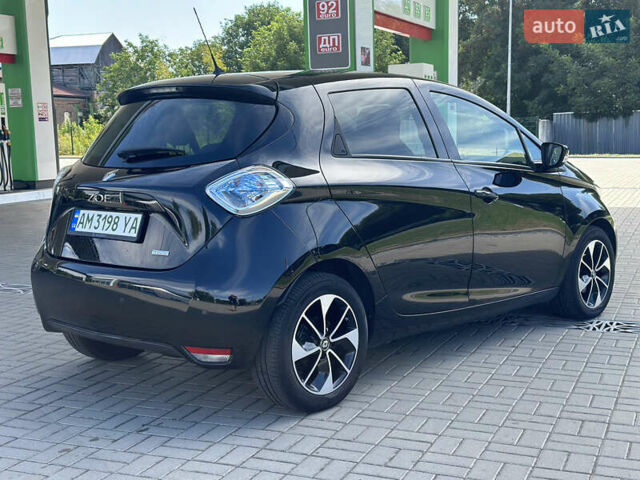 Черный Рено Зое, объемом двигателя 0 л и пробегом 85 тыс. км за 11950 $, фото 5 на Automoto.ua