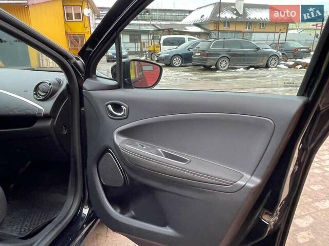 Чорний Рено Зое, об'ємом двигуна 0 л та пробігом 94 тис. км за 9700 $, фото 18 на Automoto.ua
