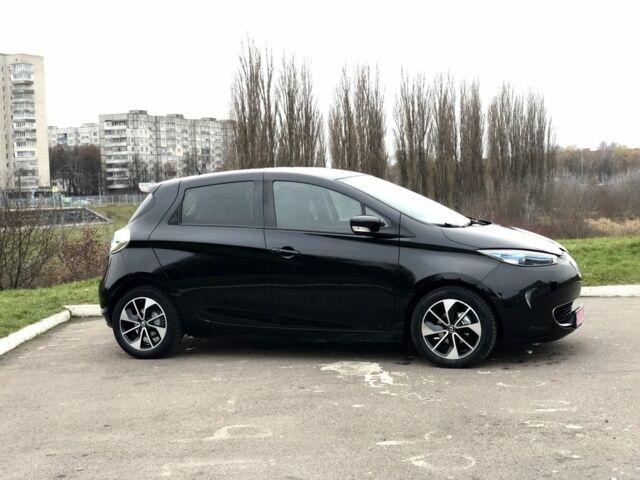 Чорний Рено Зое, об'ємом двигуна 0 л та пробігом 68 тис. км за 9500 $, фото 3 на Automoto.ua