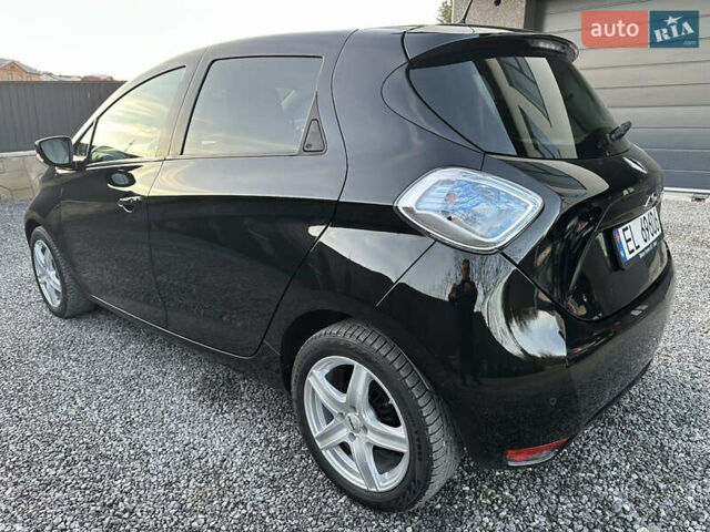 Черный Рено Зое, объемом двигателя 0 л и пробегом 152 тыс. км за 8700 $, фото 3 на Automoto.ua