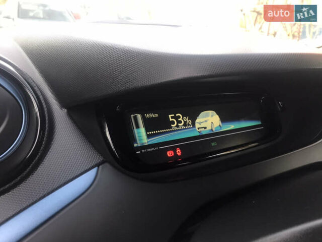 Рено Зое 2017 в Луцке на Automoto.ua Черный Рено Зое, объемом двигателя 0 л и пробегом 59 тыс. км за 9850 $, фото 25 на Automoto.ua