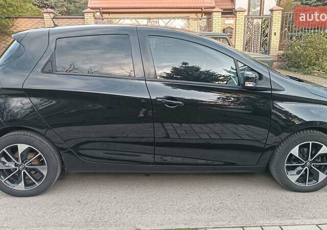 Черный Рено Зое, объемом двигателя 0 л и пробегом 174 тыс. км за 8000 $, фото 8 на Automoto.ua