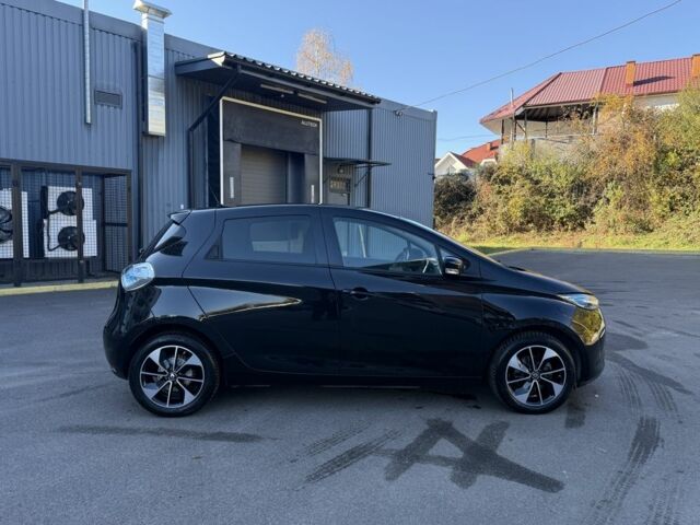 Черный Рено Зое, объемом двигателя 0 л и пробегом 21 тыс. км за 10318 $, фото 5 на Automoto.ua