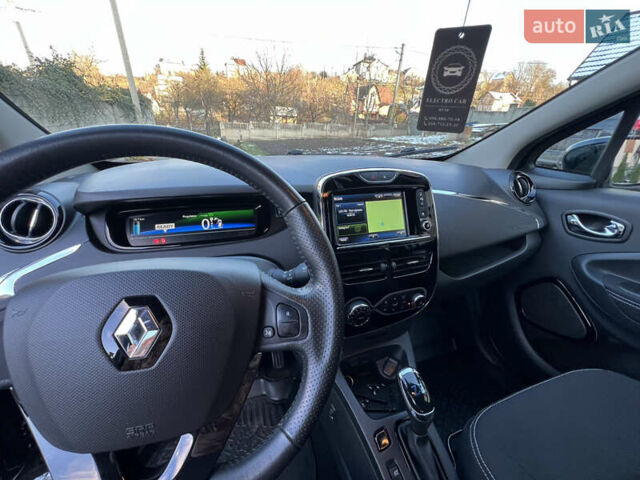Чорний Рено Зое, об'ємом двигуна 0 л та пробігом 140 тис. км за 9200 $, фото 61 на Automoto.ua